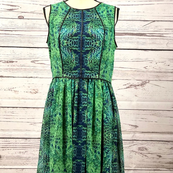Cynthia Steffe Dresses & Skirts - Cynthia Steffe Flower Print Dress